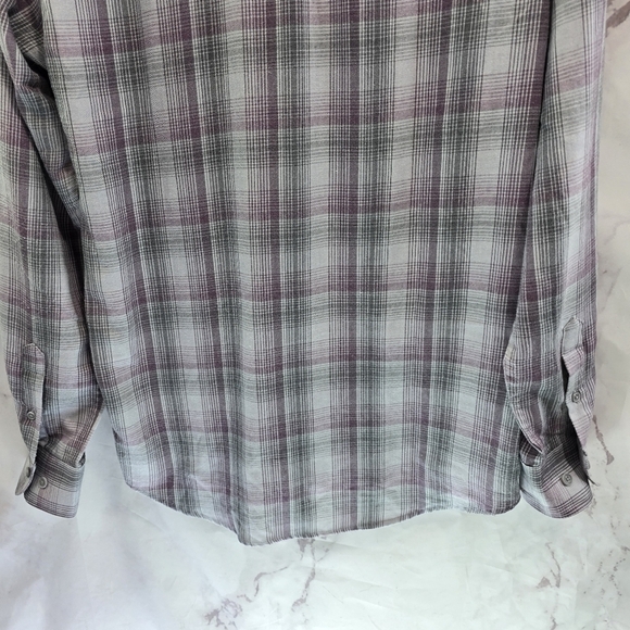 Travis Mathew Shirt Mens Medium Purple Gray Plaid Button Up Lightweight Long - Picture 8 of 14